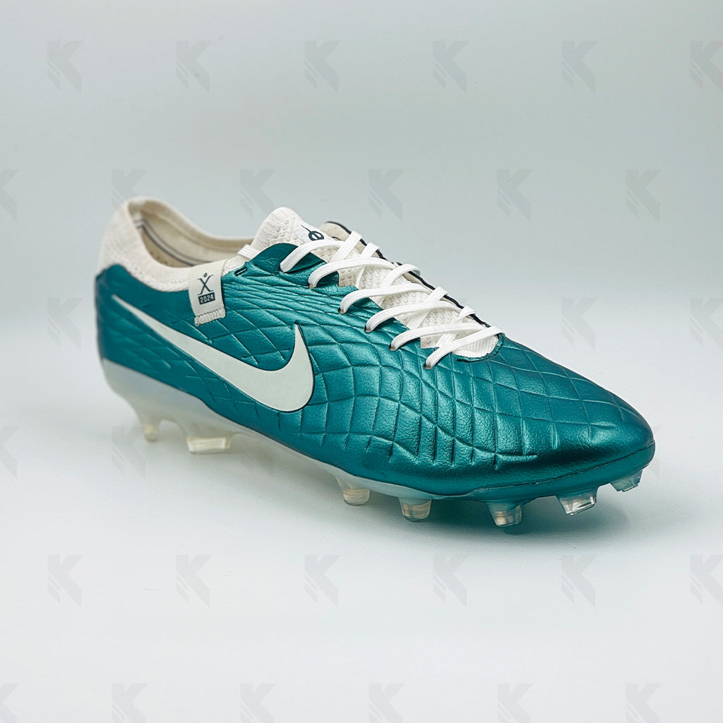 10 Nike Tiempo Legend 10